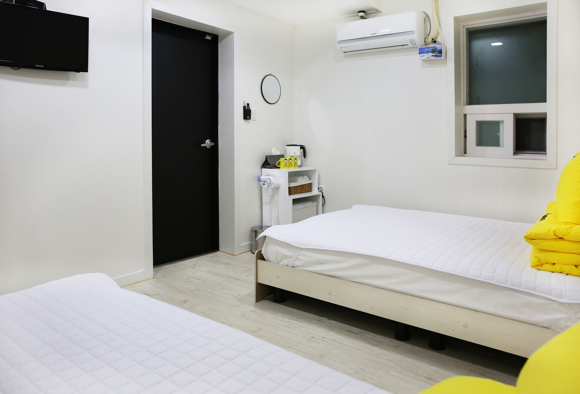 24 Guesthouse Yeosu Exterior photo